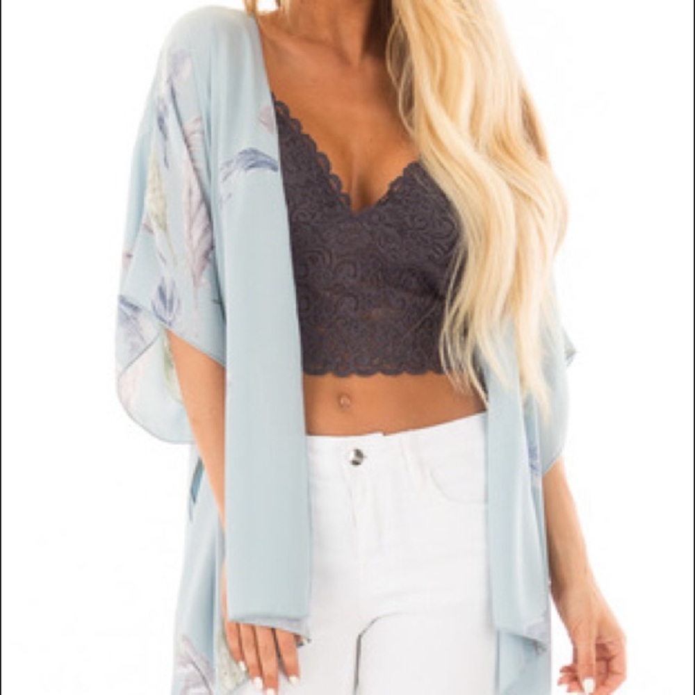 Sky Blue Feather Print Kimono